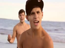 All About That Bass   Meghan Trainor (Tyler  Ryan) COVER